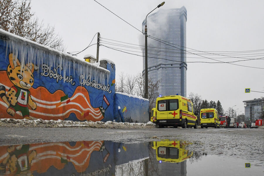 Последствия попадания БПЛА в&nbsp;ЖК «Лазурные небеса» в&nbsp;Казани, 21&nbsp;декабря 2024&nbsp;года