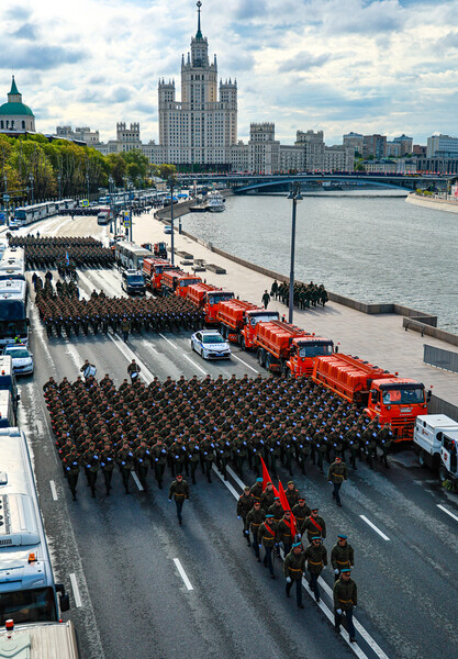 Военнослужащие парадных расчетов во время генеральной репетиции парада, посвященного 79-й годовщине Победы в&nbsp;Великой Отечественной войне, 5&nbsp;мая 2024&nbsp;года