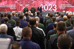 Министр обороны РФ Сергей Шойгу, министр обороны Белоруссии Виктор Хренин и министр промышленности и торговли РФ Денис Мантуров (слева направо) на пленарном заседании в рамках Международного военно-технического форума «Армия-2023» на территории Конгрессно-выставочного центра военно-патриотического парка «Патриот», 14 августа 2023 год