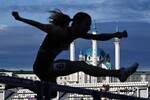 Полуфинальный забег на 110 м с барьерами среди женщин на Чемпионате России по легкой атлетике в Казани, 10 августа 2025 года