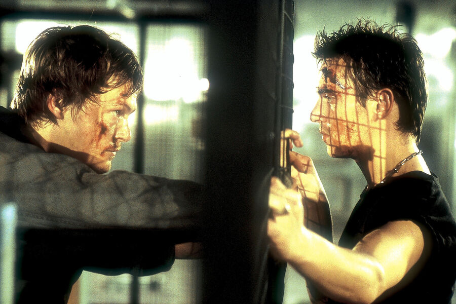 Норман Ридус и Джонатан Риз Майерс в&nbsp;картине &laquo;Октан&raquo; (2003)