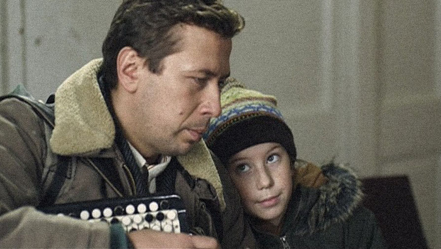 Андрей Мерзликин в&nbsp;фильме &laquo;Дочь баяниста&raquo; (2012)