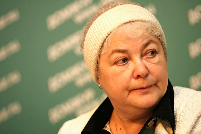 Марина Ходорковская, мать Михаила Ходорковского (признан в РФ иностранным агентом), в&nbsp;Мраморном зале Дома журналистов, где состоялась презентация фонда &laquo;В защиту прав заключенных&raquo;, 2006&nbsp;год