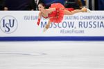 Алина Загитова (Россия) выступает в произвольной программе женского одиночного катания на чемпионате Европы по фигурному катанию в Москве. Григорий Сысоев / РИА Новости