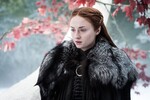 <b>Софи Тернер (неизвестно)</b>
<br><br>
Софи Тернер, которой сейчас 29 лет, стала мировой суперзвездой благодаря «Игре престолов» — в хитовом сериале она сыграла Сансу Старк. Также на счету актрисы франшиза «Люди Икс», где она воплотила Джин «Феникс» Грей, шоу «Лестница» с Колином Фертом и криминальная драма «Джоан».