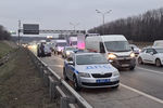 Последствия погони за автомобилем BMW на МКАД в районе Фруктового парка, 26 ноября 2021 года