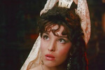 Анна Самохина в картине «Дон Сезар де Базан» (1989)