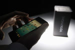 Презентация YotaPhone с двумя дисплеями в Москве