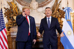 Президент США Дональд Трамп и президент Аргентины Маурисио Макри во время встречи на форуме G20, 30 ноября 2018 года