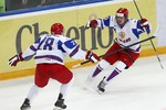 Россияне празднуют 