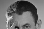 Мать Басова была учительницей и хорошо подготовила сына к школе — мальчик пошел сразу в третий класс. Также будущий артист занимался в художественном училище. Как впоследствии рассказывал его сын Александр, Басов с самого детства грезил актерской карьерой: “Он говорил – мол, сколько себя помню, помню и эту жажду играть. И в детском саду, и в школе, где он изображал испанских грандов и «всех мушкетеров подряд», и в театральной студии”.
