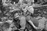 Кадр из новеллы «Вождь краснокожих» в фильме «Деловые люди» (1962)