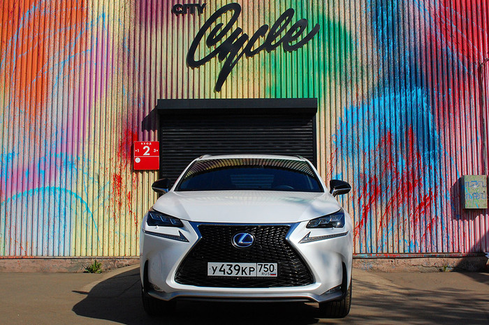 Lexus NX 300h