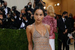 Зои Кравиц на Met Gala 2021