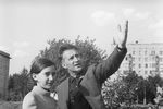 Итальянский писатель Джанни Родари с дочерью Паолой - гости V Московского Международного кинофестиваля, 1967 года