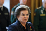 Первая женщина-космонавт, депутат Госдумы Валентина Терешкова во время прощания с космонавтом Алексеем Леоновым на Федеральном военном мемориальном кладбище