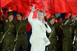 2015 год. Лев Лещенко во время праздничного концерта, посвященного 70-летию Победы в Великой Отечественной войне