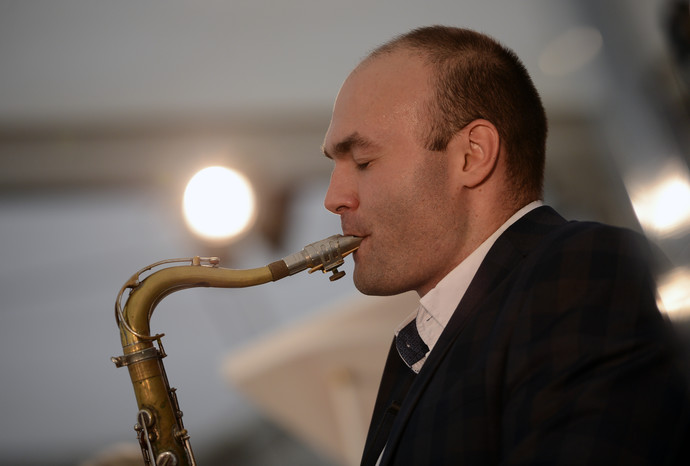 Арт-директор международного фестиваля Koktebel Jazz Party Сергей Головня выступает на фестивале Koktebel Jazz Party в Москве