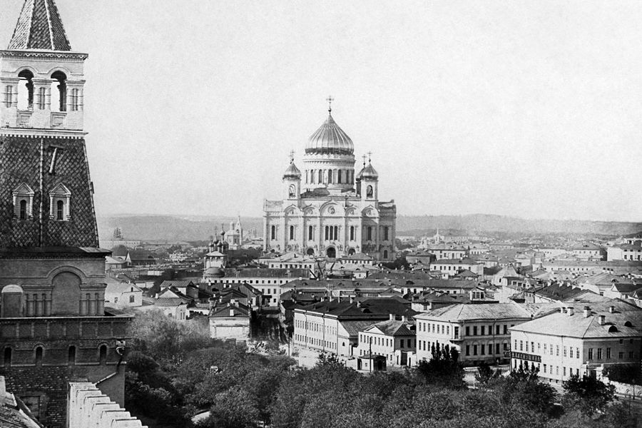 Вид на&nbsp;Храм Христа Спасителя со стороны Кремля, 1920&nbsp;год
