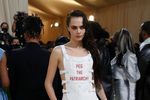 Кара Делевинь на Met Gala 2021