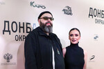 Композитор, продюсер Максим Фадеев и певица Ольга Серябкина (Molly) на премьере фильма режиссера Рената Давлетьярова «Донбасс. Окраина» в кинотеатре «Каро 11 Октябрь», 2019 год