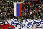 Звучит гимн России