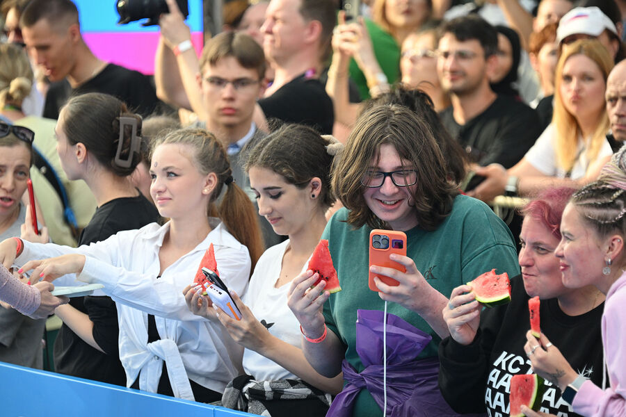 Зрители на&nbsp;фестивале VK Fest 2025&nbsp;в&nbsp;Москве, 20&nbsp;июля 2025&nbsp;года