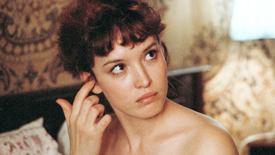 Анна Самохина в фильме «Женский день» (1990)