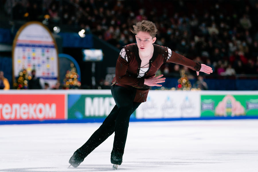 Андрей Мозалев выступает с&nbsp;произвольной программой на&nbsp;чемпионате России &mdash; 2022