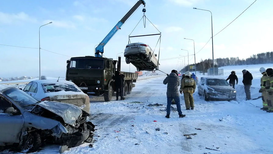 Массовое ДТП на&nbsp;трассе М5 &laquo;Урал&raquo; в&nbsp;Свердловской области, 7&nbsp;февраля 2021&nbsp;года