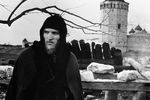 Анатолий Солоницын в роли Андрея Рублева на съемках фильма «Андрей Рублев», 1965 год