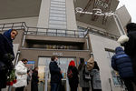 Перед церемонией прощания с режиссером Романом Виктюком в Москве, 20 ноября 2020 года