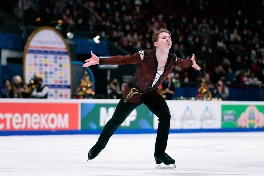 Андрей Мозалев выступает с&nbsp;произвольной программой на&nbsp;чемпионате России &mdash; 2022