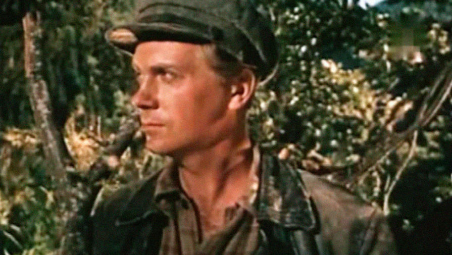 Анатолий Кузнецов в&nbsp;фильме &laquo;Опасные тропы&raquo; (1954)