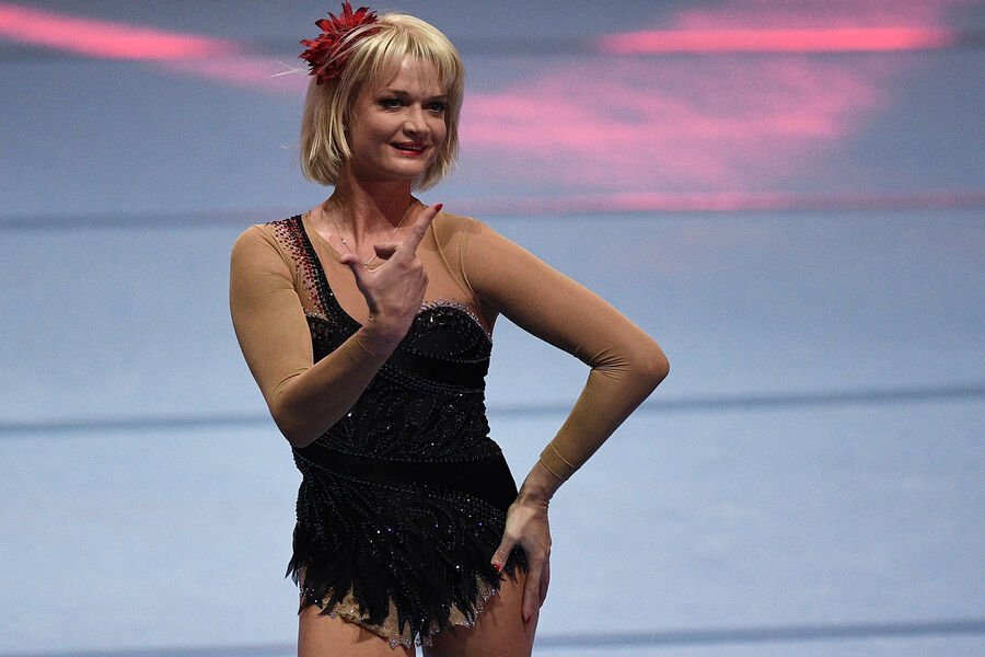 Светлана Хоркина выступает на&nbsp;премьере шоу &laquo;Алексей Немов и легенды спорта&raquo; во Дворце спорта &laquo;Мегаспорт&raquo; в&nbsp;Москве, 2016&nbsp;год