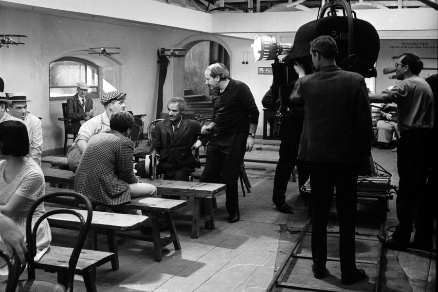 На&nbsp;съемках фильма &laquo;Золотой теленок&raquo;, реж. Михаил Швейцер, 1968&nbsp;год