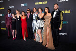 Актеры на премьере финальной серии сериала «Ходячие мертвецы» в Лос-Анджелесе, 20 ноября 2022 года