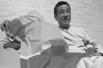 <b>Иссэй Миякэ (22 апреля 1938 — 5 августа 2022)</b> — японский модельер и дизайнер, основатель модного дома Issey Miyake