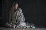 <b>«Макбет» (2015)</b>
<br><br>
В этой экранизации шекспировской трагедии Марион Котийяр досталась роль Леди Макбет. Ее супруга, шотландского лорда Макбета, сыграл Майкл Фассбендер.
<br>
Выступления актеров активно хвалили критики: некоторые даже назвали этот дуэт «парой мечты», признавая, что оба излучают харизму, которой для картины о тиране-цареубийце и супруге, убедившей его убить короля, даже многовато.
