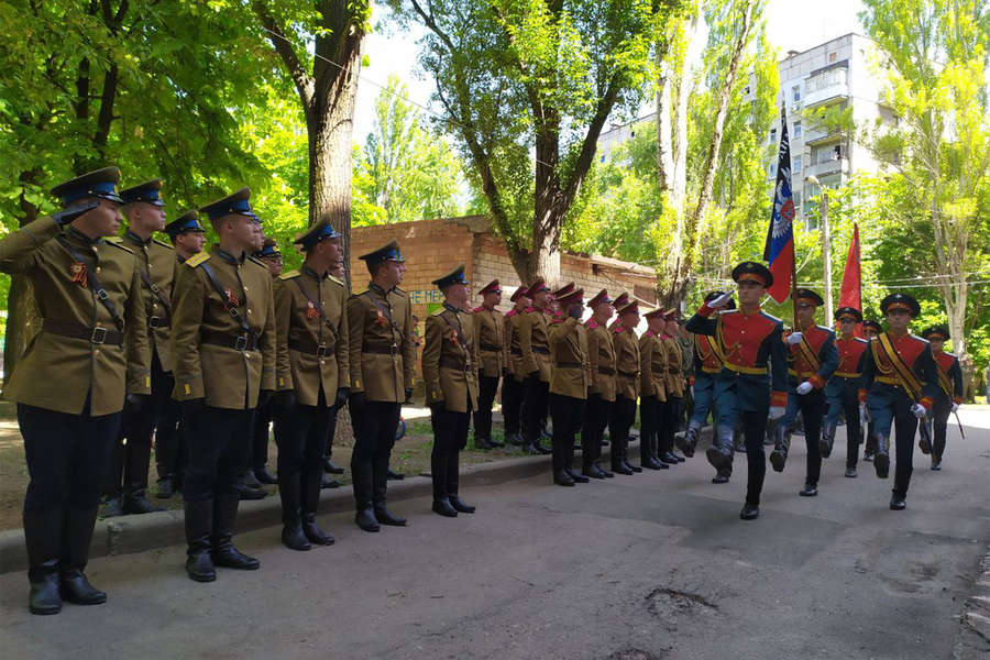 9&nbsp;мая в&nbsp;Ленинском районе Донецка, состоялся праздничный парад для&nbsp;ветерана Великой Отечественной войны&nbsp;- участника боевых действий Кривошеева Николая Ивановича 
