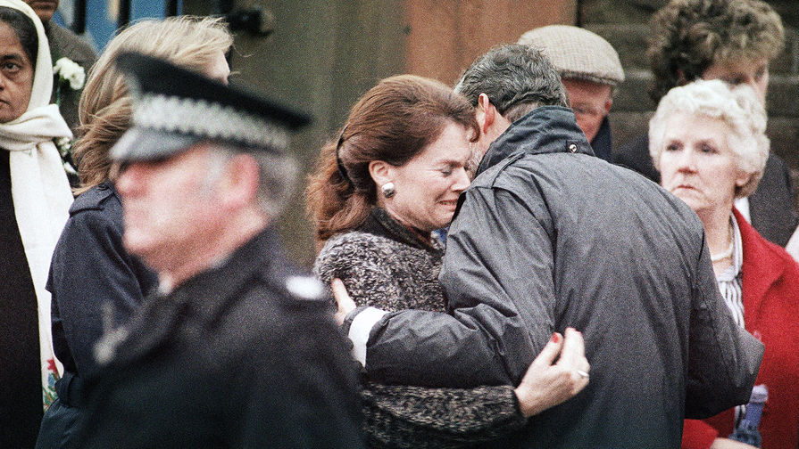 Родственники погибших при&nbsp;крушении Boeing 747 над&nbsp;Локерби, 1988 год
