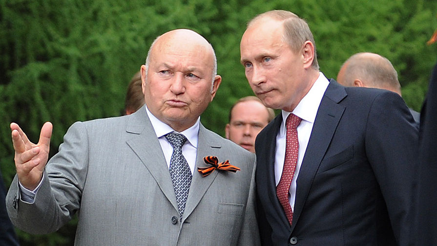 2010&nbsp;год. Москвы Юрий Лужков и премьер-министр РФ Владимир Путин 