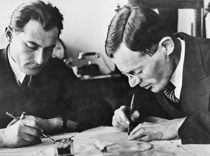 Писатели Илья Ильф и Евгений Петров, 1932 год