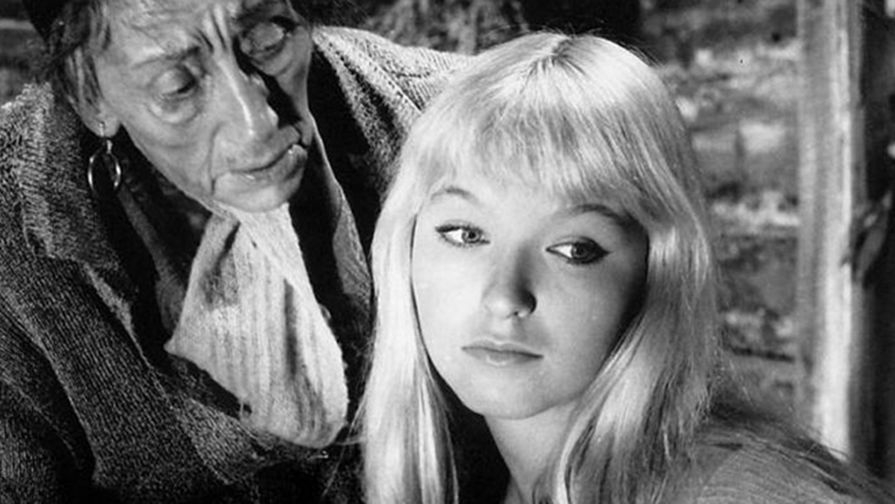 Кадр из&nbsp;фильма &laquo;Колдунья&raquo; (1956)
