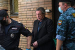Актер Михаил Ефремов у здания Пресненского суда города Москвы после оглашения приговора, 8 сентября 2020 года