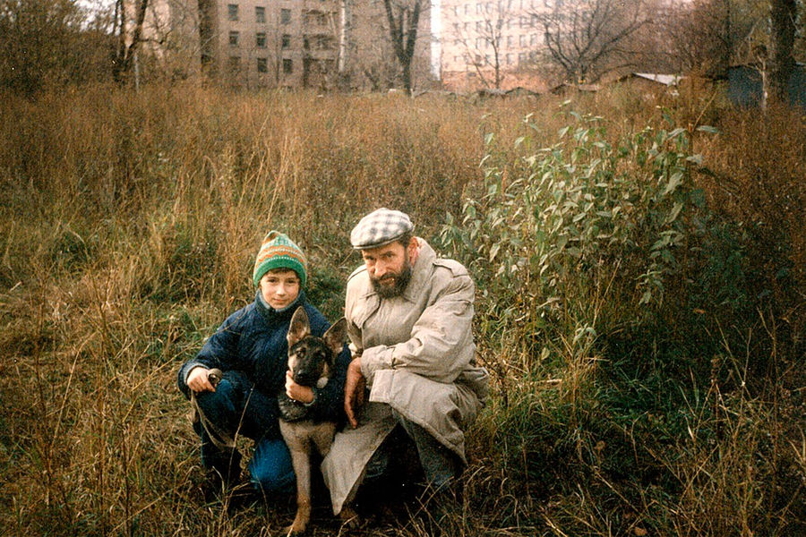 Виктор Коклюшкин с&nbsp;сыном, 1980-е