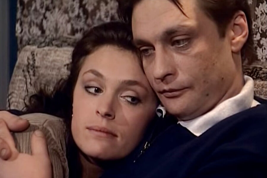 Актриса Марина Могилевская в&nbsp;роли Любы в&nbsp;сериале &laquo;Марш Турецкого&raquo; (2000)