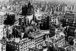 Город Дрезден после бомбардировок союзных войск, 1945 год