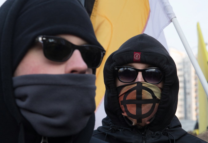 Участники акции &laquo;Русский марш&raquo;, приуроченной ко Дню народного единства