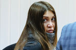Мара Багдасарян в здании Савеловского суда в Москве